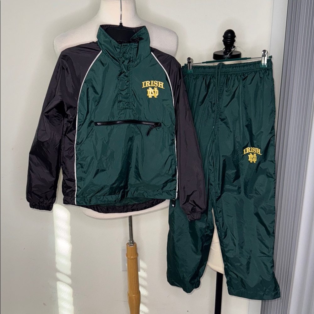 Holloway tracksuit, Irish, Notre Dame, youth medium pull on jacket stretch waist